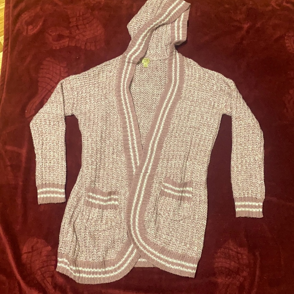 Hooded sweater